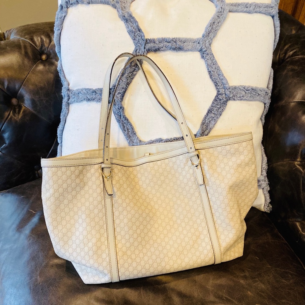 Gucci leather tote bag